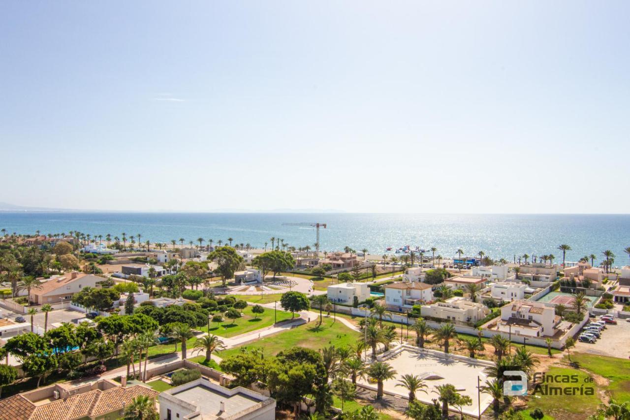 Apartamento Ático Las Gaviotas Roquetas de Mar Exterior foto